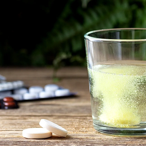 Oral Strips vs Effervescent Tablets – Which Format Is Better for Supplement Brands?